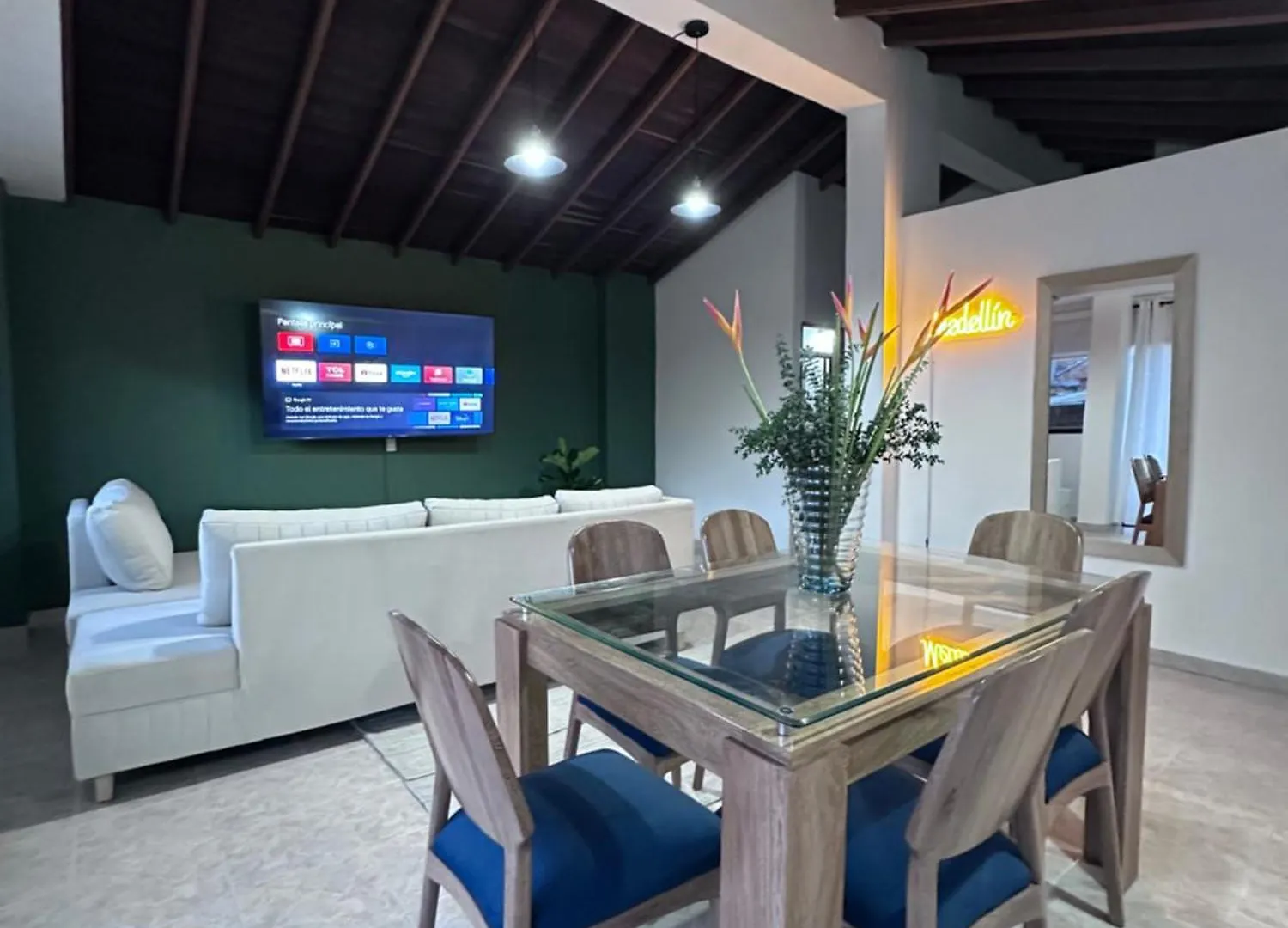 Traditional Charm Minutes From Provenza With Ac Apartment Envigado